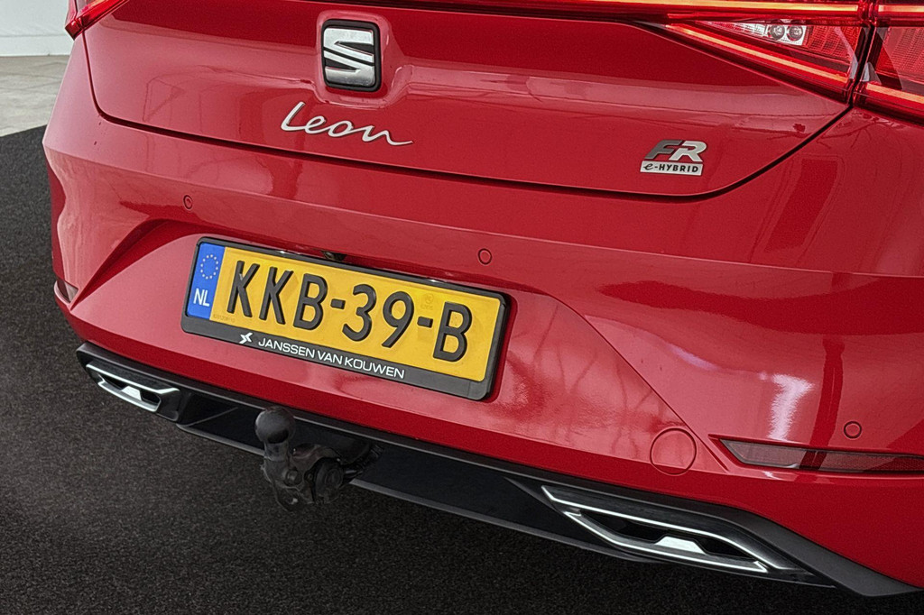 Seat Leon (KKB39B) met abonnement
