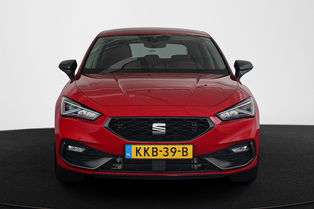 Seat Leon (KKB39B) met abonnement