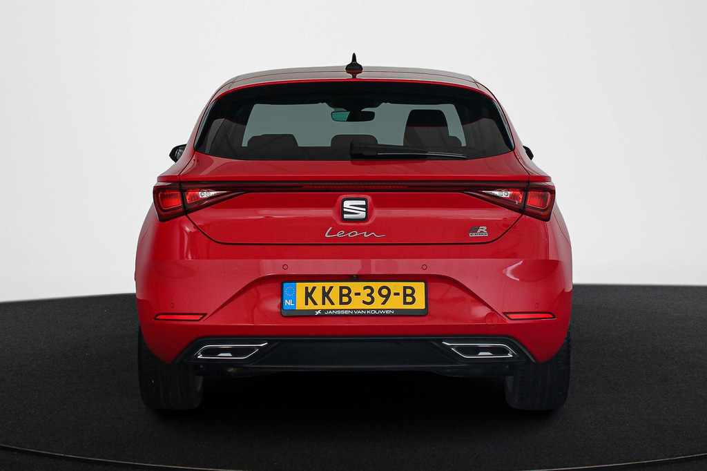Seat Leon (KKB39B) met abonnement