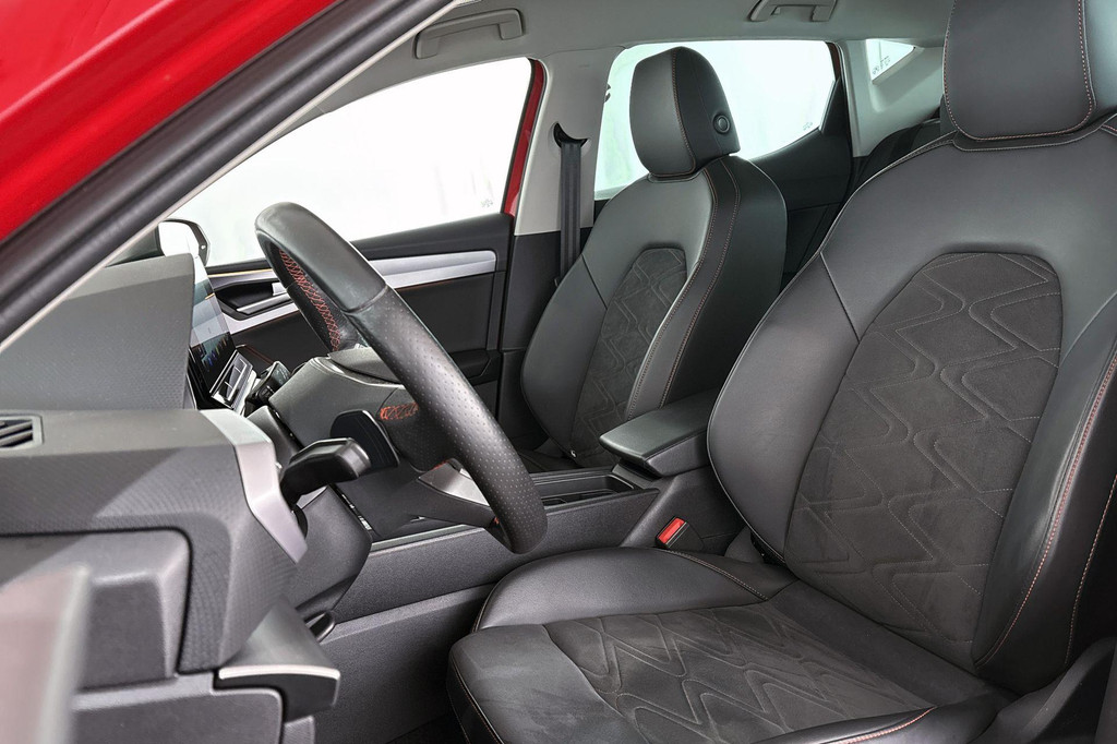 Seat Leon (KKB39B) met abonnement