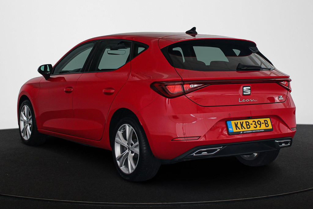 Seat Leon (KKB39B) met abonnement