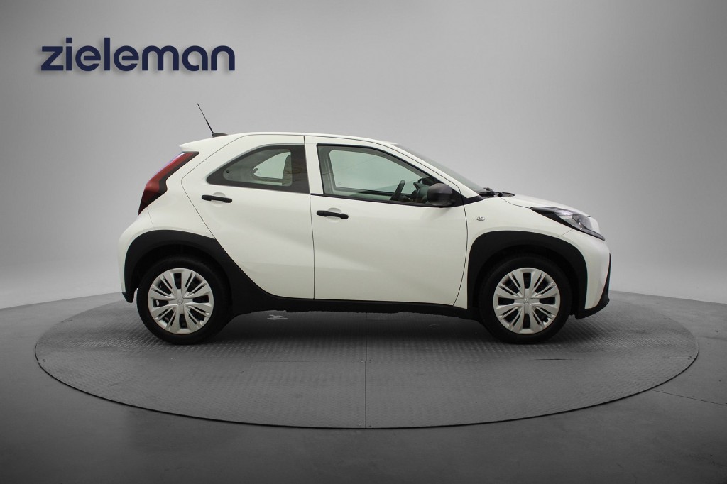 Toyota Aygo X (T936RL) met abonnement