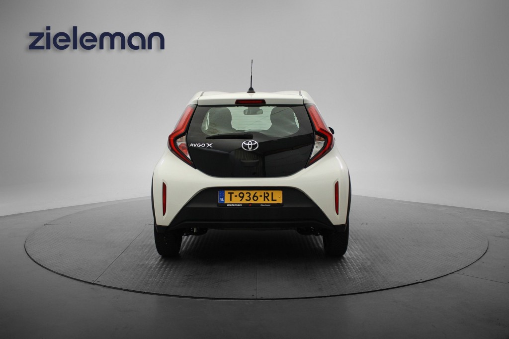 Toyota Aygo X (T936RL) met abonnement