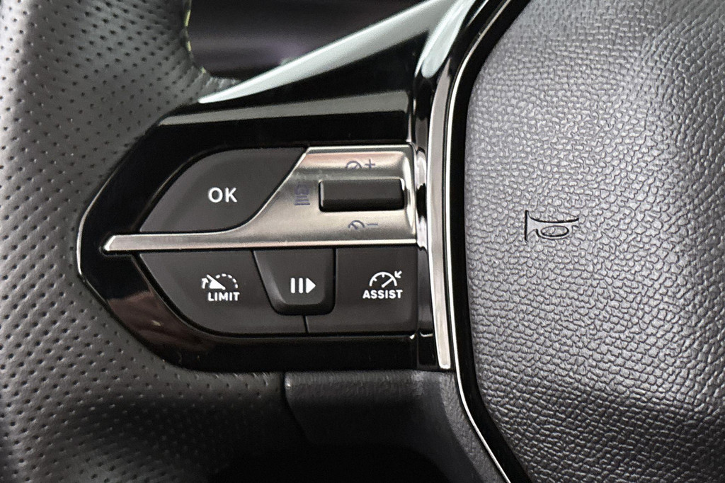 Peugeot 408 (KLB37L) met abonnement