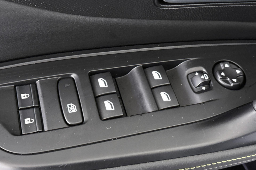 Peugeot 408 (KLB37L) met abonnement