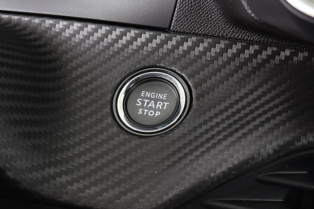 Peugeot e-2008 (T556XB) met abonnement
