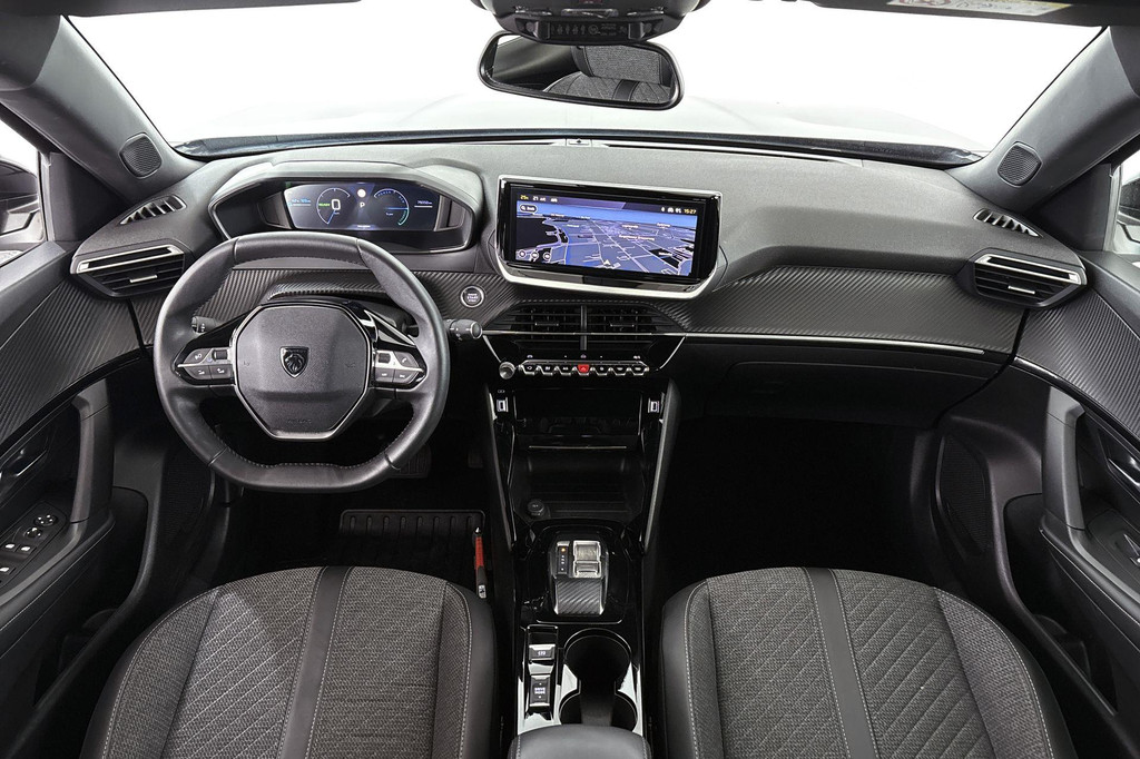 Peugeot e-2008 (T556XB) met abonnement