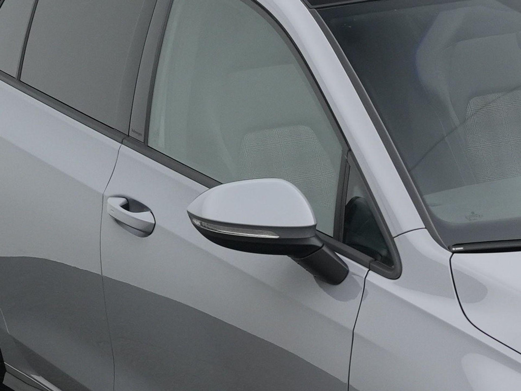 Volkswagen Golf GTE (GSP07R) met abonnement