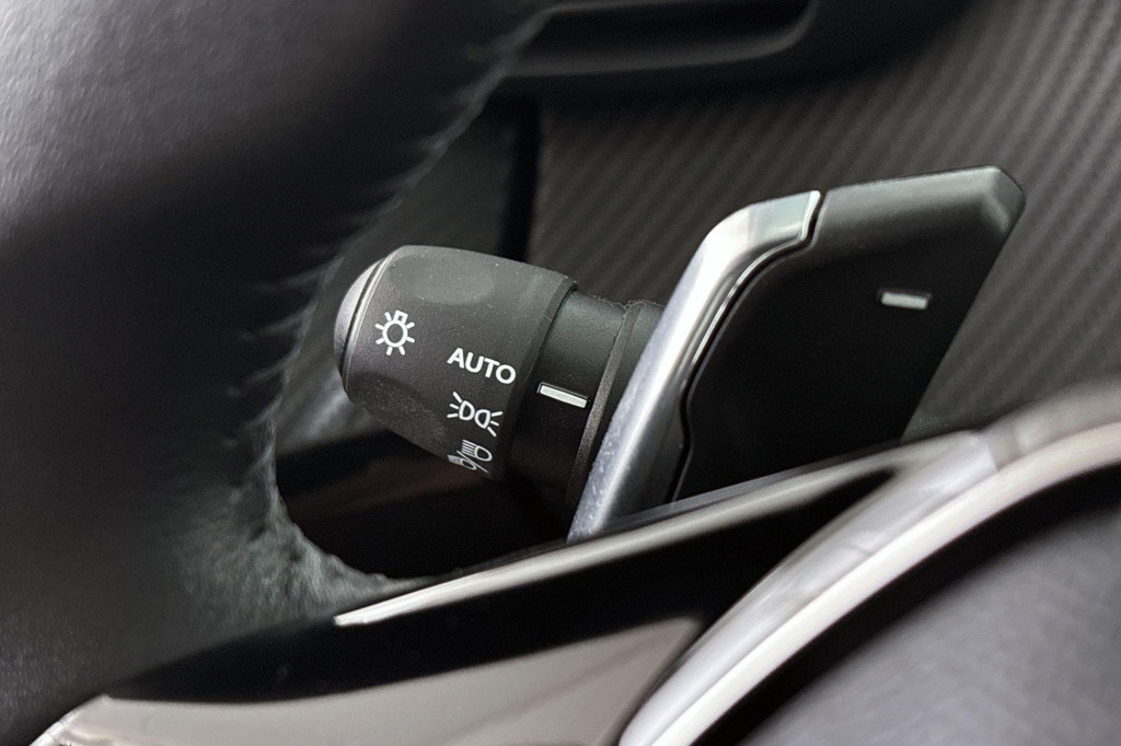 Peugeot 208 (KKH44S) met abonnement