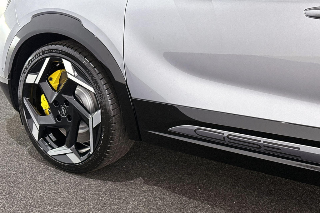 Opel Mokka-e (KDD41P) met abonnement