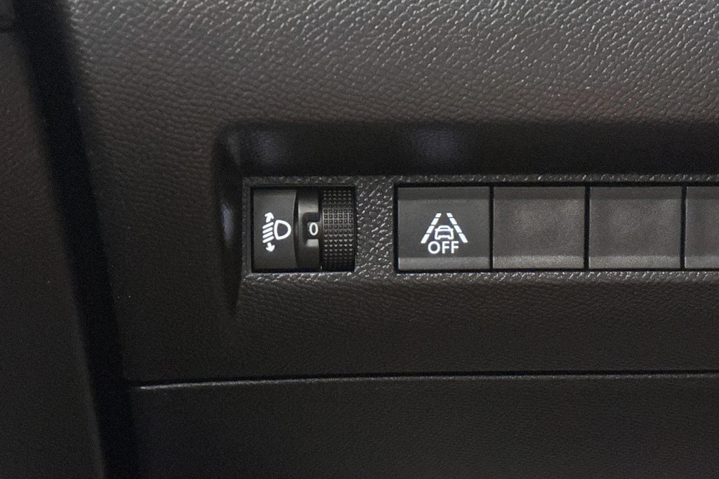 Peugeot e-208 (T650SG) met abonnement