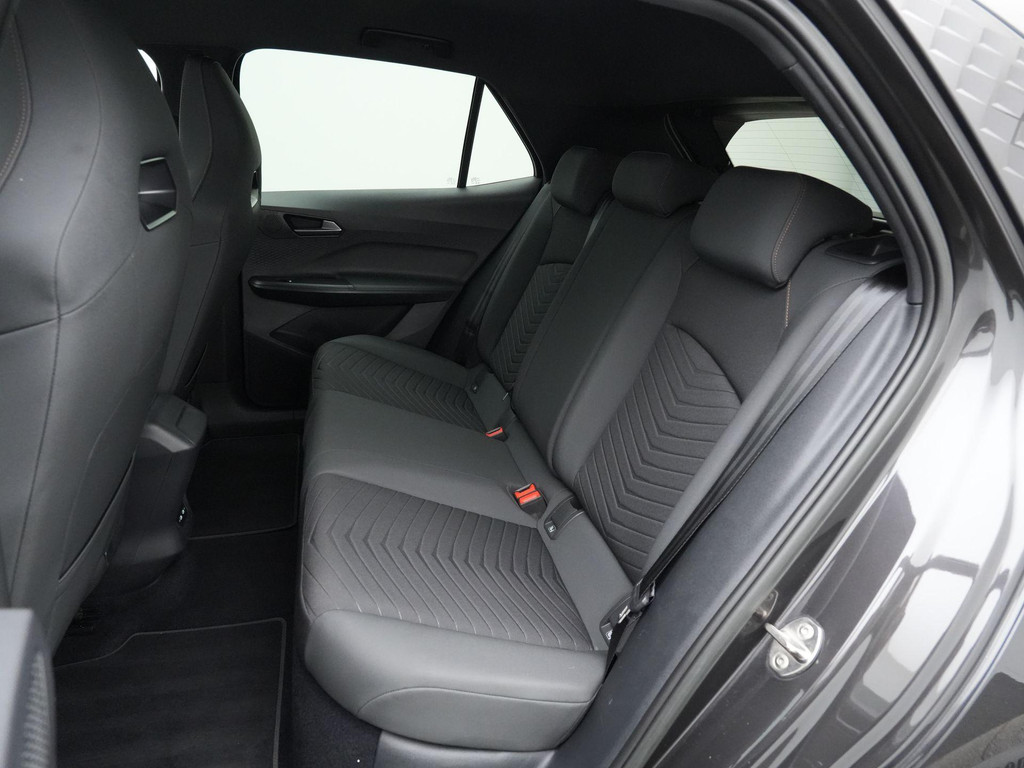 CUPRA Born (P486PS) met abonnement