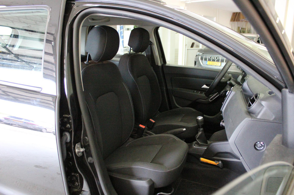Dacia Duster (L051JZ) met abonnement