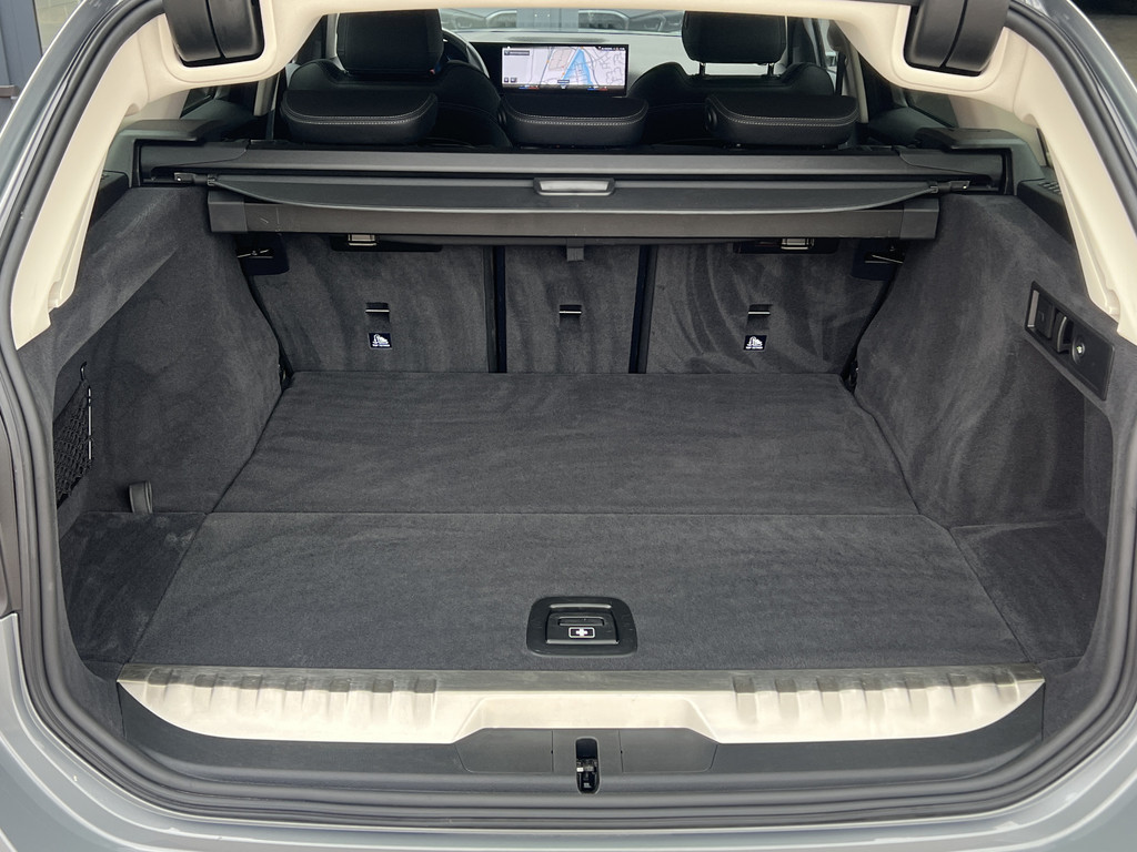 BMW 3 Serie touring (S525XT) met abonnement