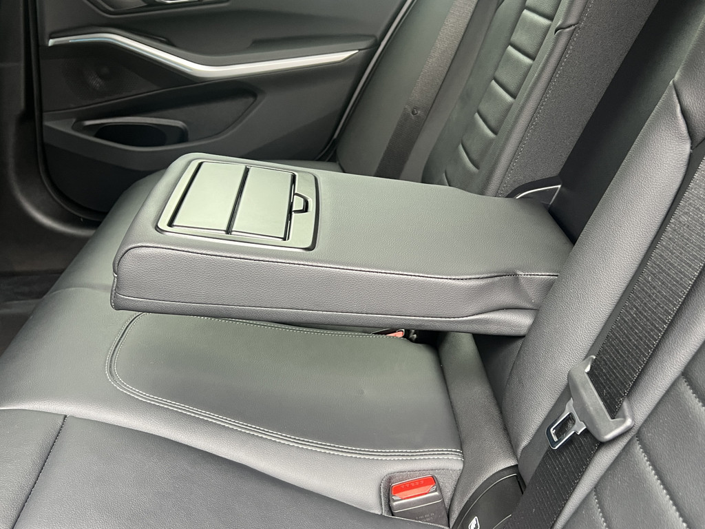 BMW 3 Serie touring (S525XT) met abonnement