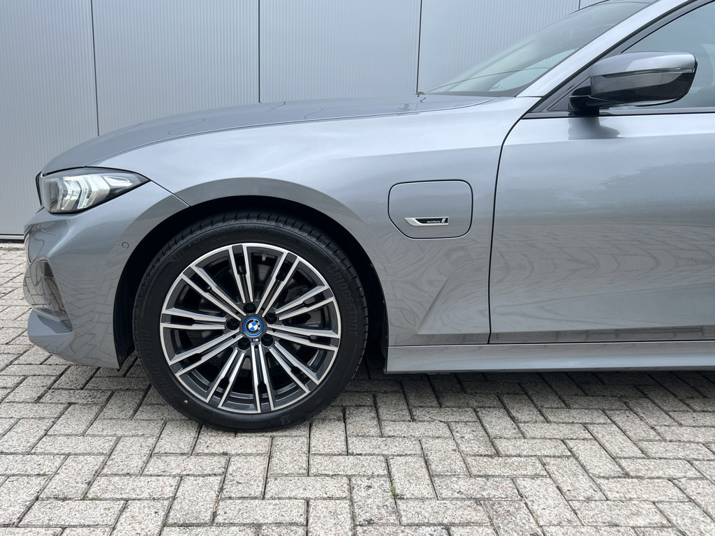 BMW 3 Serie touring (S525XT) met abonnement