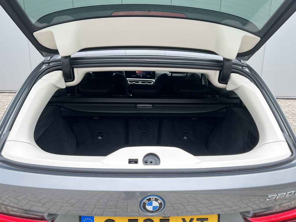BMW 3 Serie touring (S525XT) met abonnement