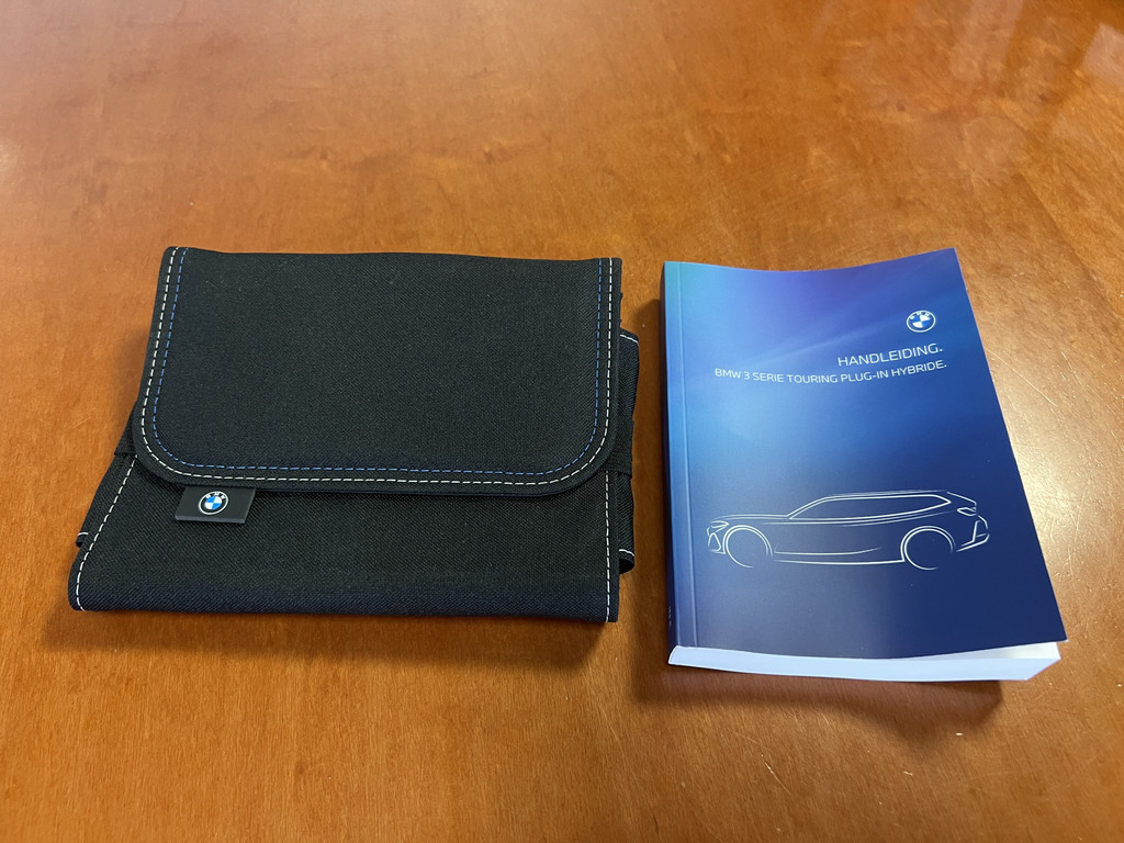 BMW 3 Serie touring (S525XT) met abonnement