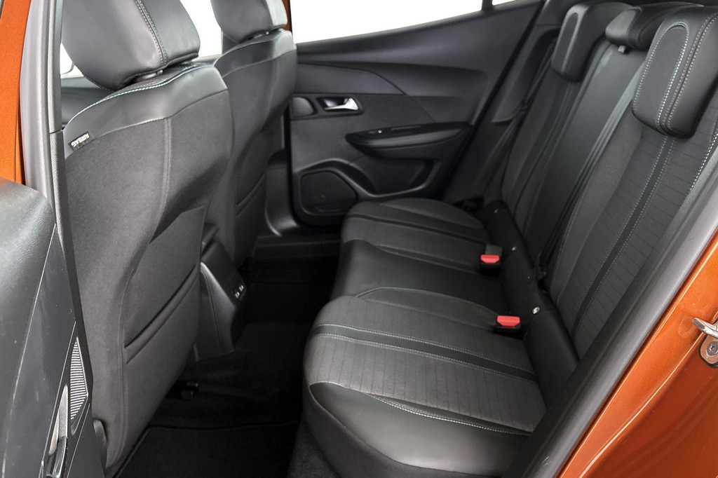 Peugeot e-2008 (T945FJ) met abonnement