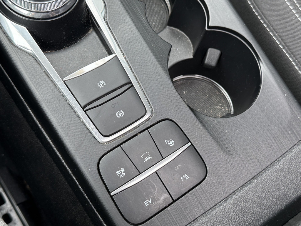 Ford Kuga (L029HP) met abonnement