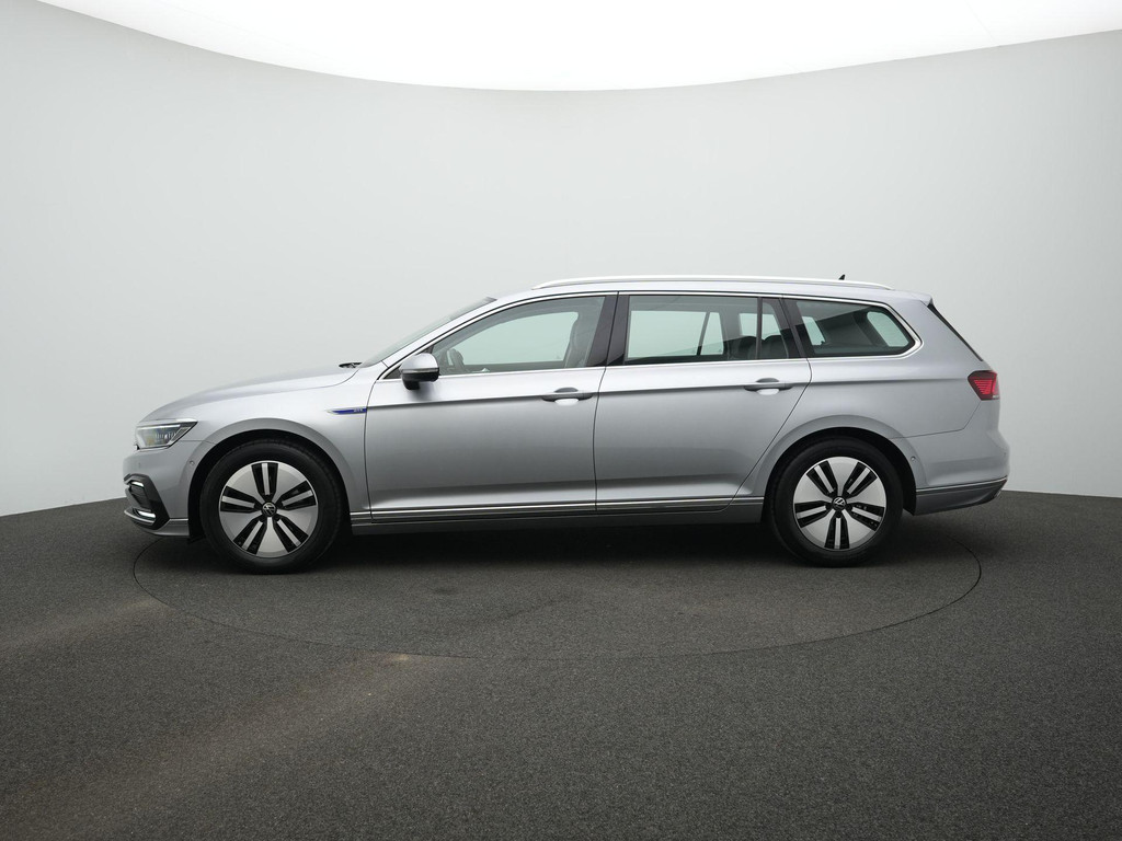Volkswagen Passat (KJV93V) met abonnement