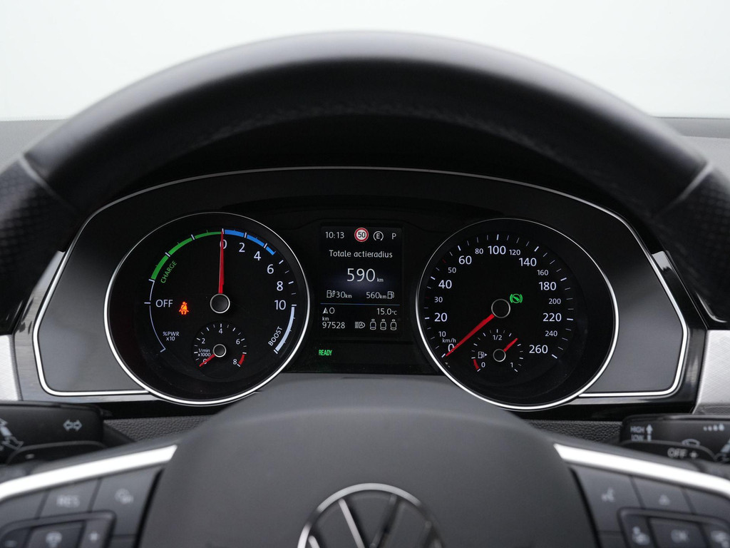 Volkswagen Passat (KJV93V) met abonnement