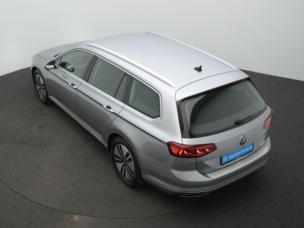 Volkswagen Passat (KJV93V) met abonnement