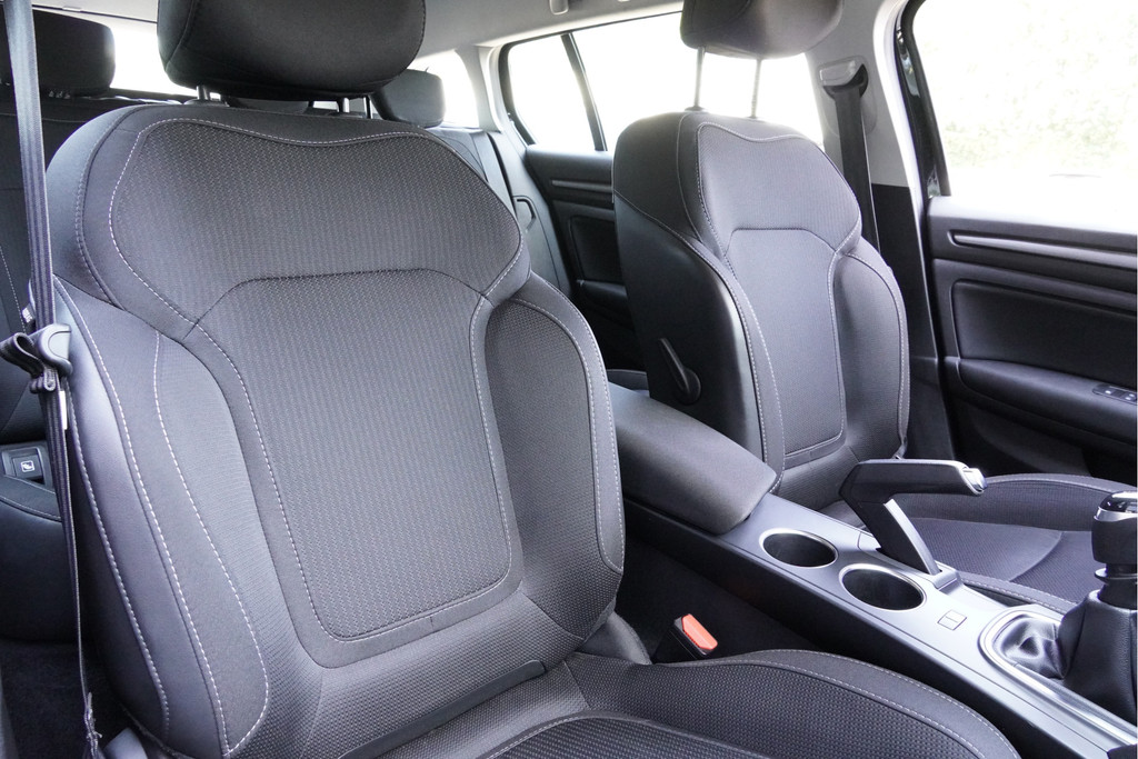 Renault MEGANE Estate (L612GS) met abonnement