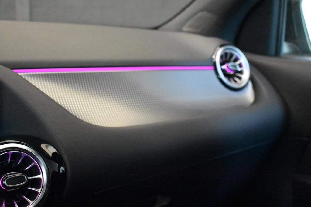 Mercedes-Benz EQA (N072SZ) met abonnement