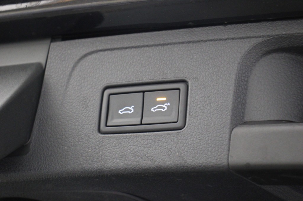 Volkswagen Passat (S755FT) met abonnement