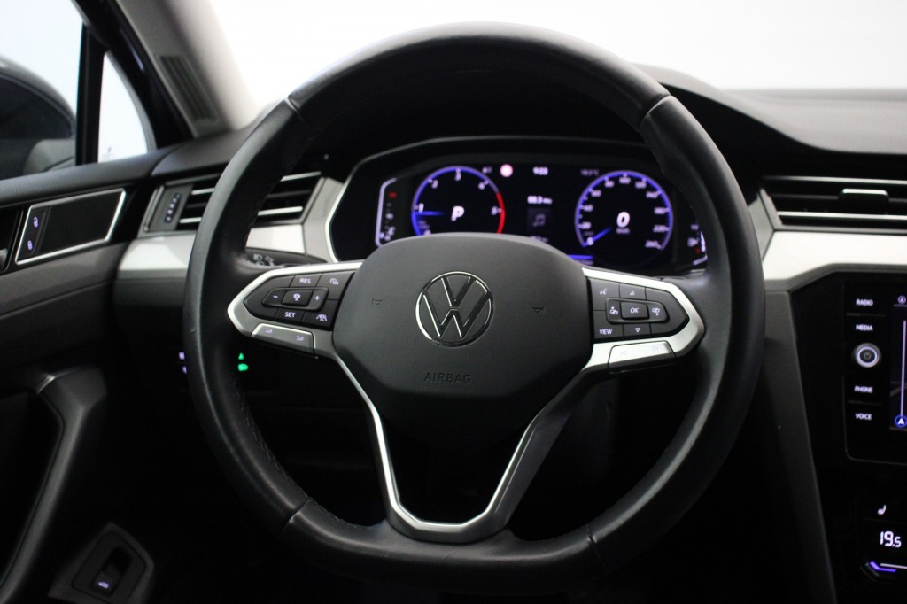 Volkswagen Passat (S755FT) met abonnement