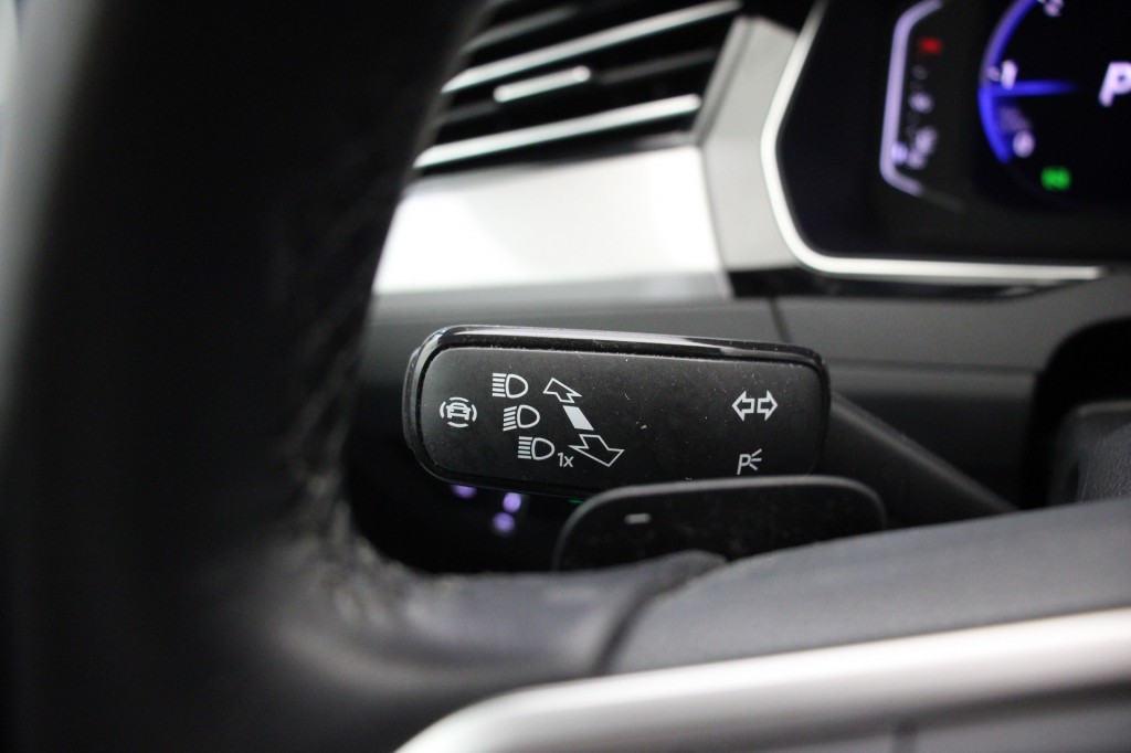 Volkswagen Passat (S755FT) met abonnement