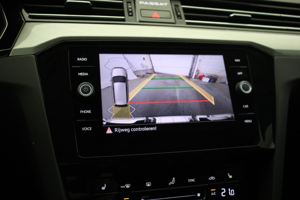 Volkswagen Passat (S755FT) met abonnement