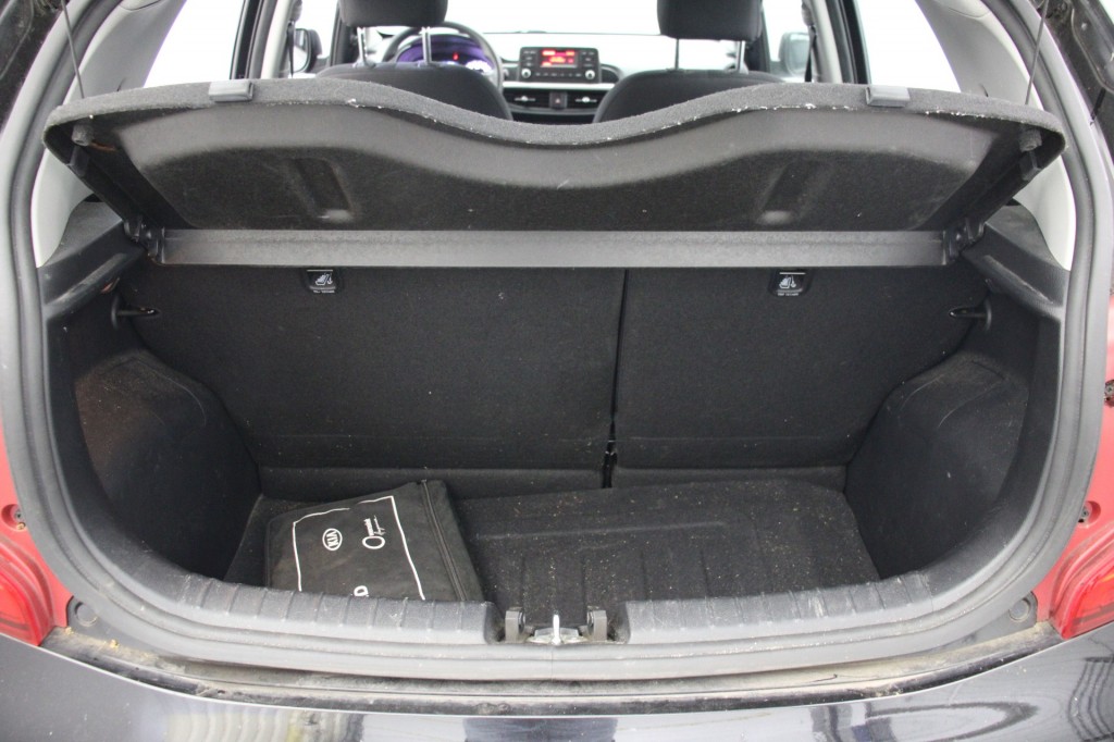 Kia Picanto (P063VG) met abonnement