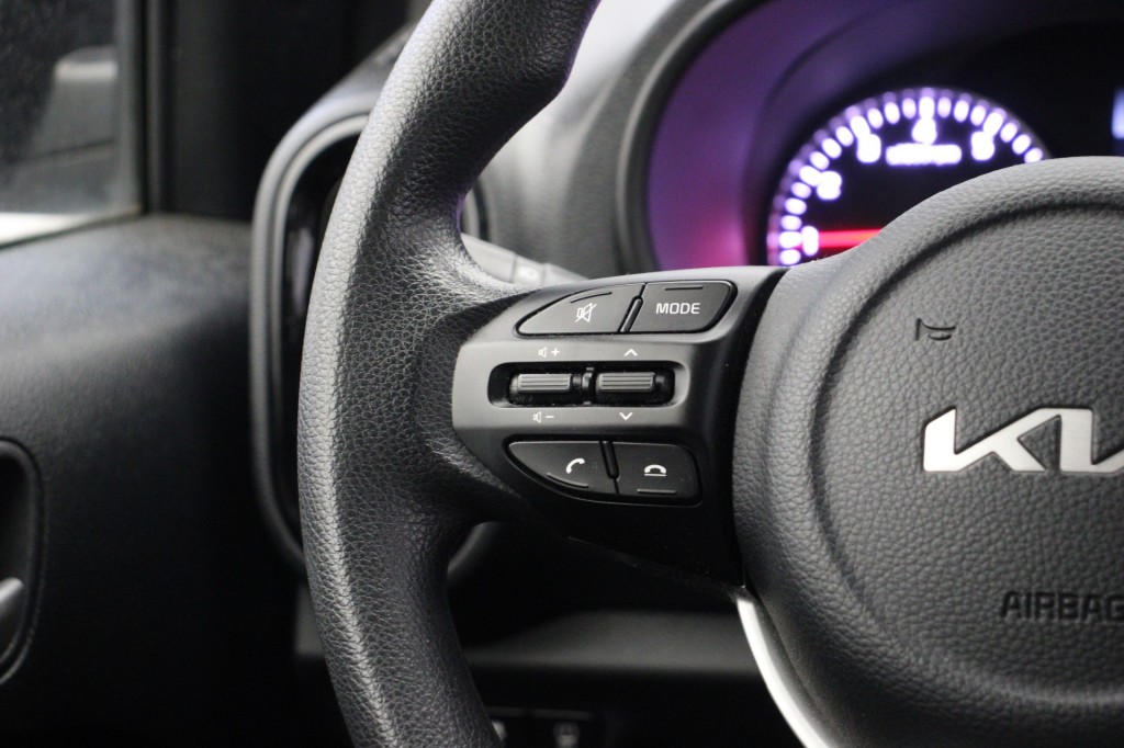 Kia Picanto (P063VG) met abonnement