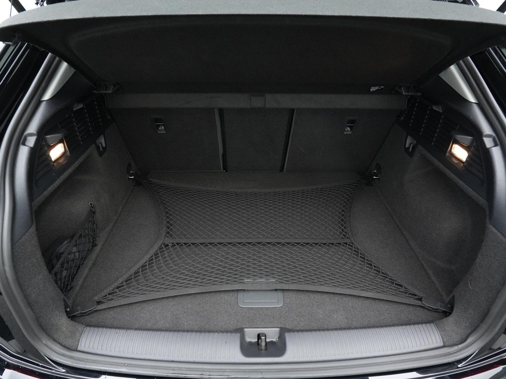 Audi Q2 (HNF64X) met abonnement