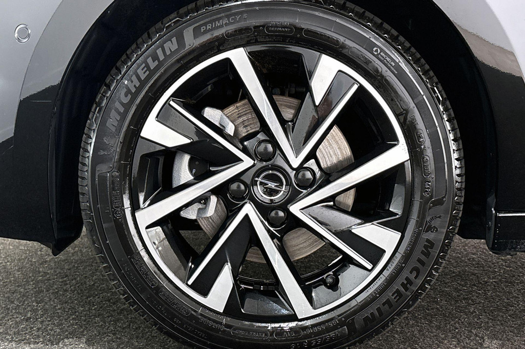 Opel Corsa (HJF21R) met abonnement