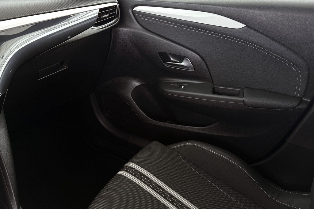 Opel Corsa (HJF21R) met abonnement