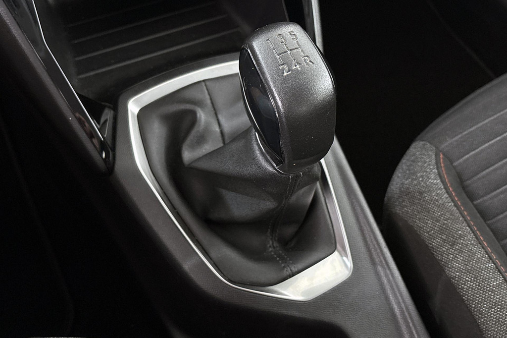 Peugeot 208 (L276JZ) met abonnement