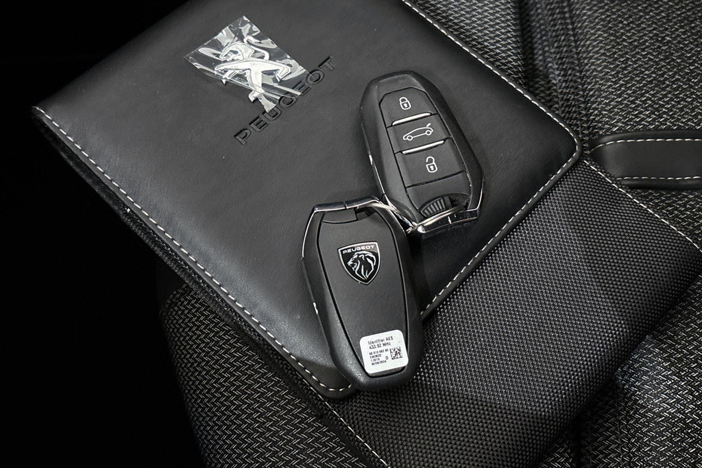 Peugeot 508 (KFZ65X) met abonnement