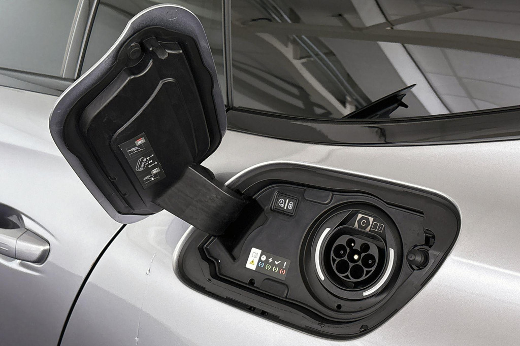 Peugeot 508 (KFZ65X) met abonnement
