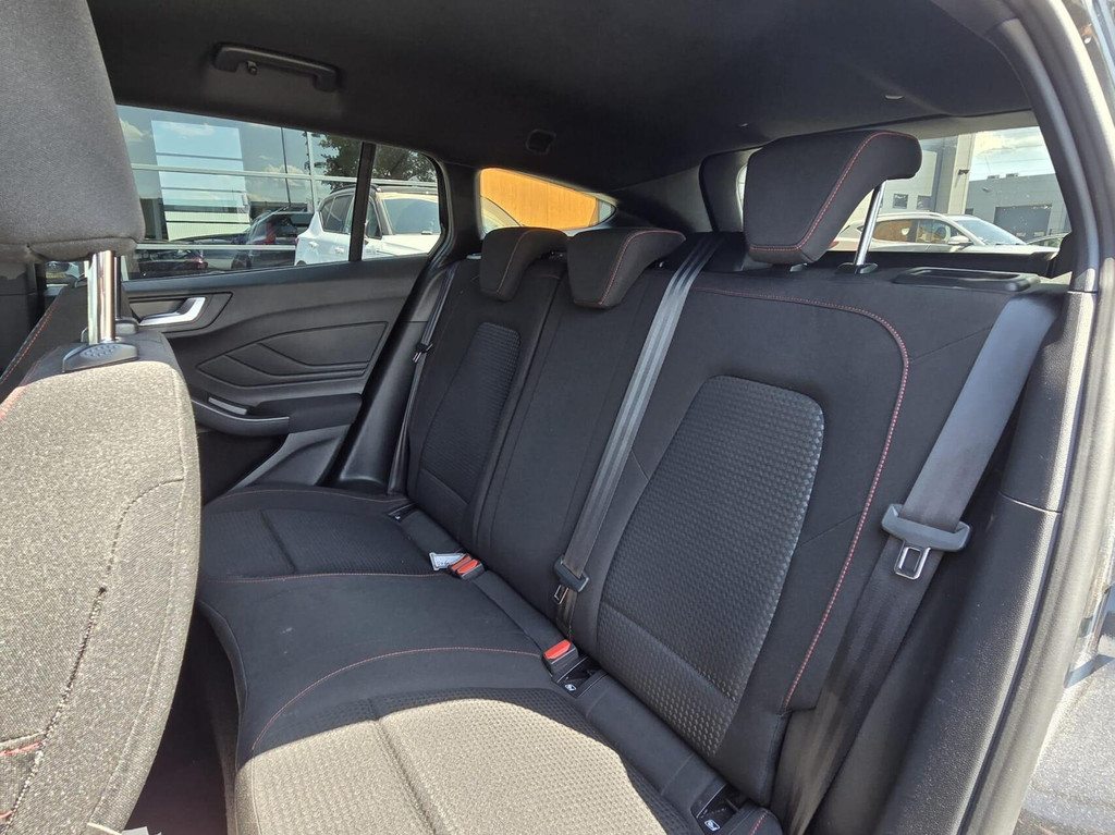 Ford FOCUS Wagon (GXD27Z) met abonnement