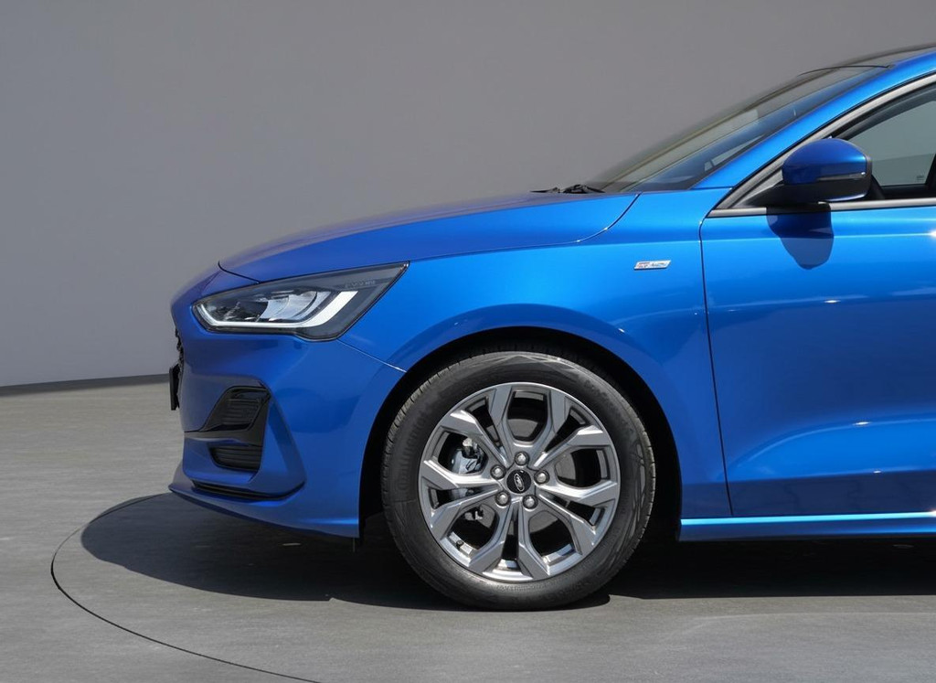 Ford FOCUS Wagon (GXD27Z) met abonnement