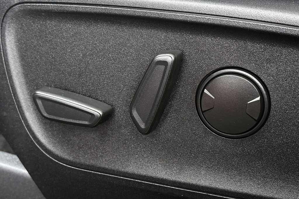 Ford Kuga (L063DB) met abonnement
