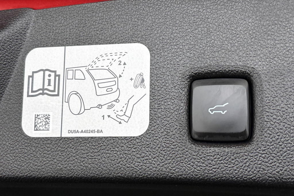 Ford Kuga (L063DB) met abonnement