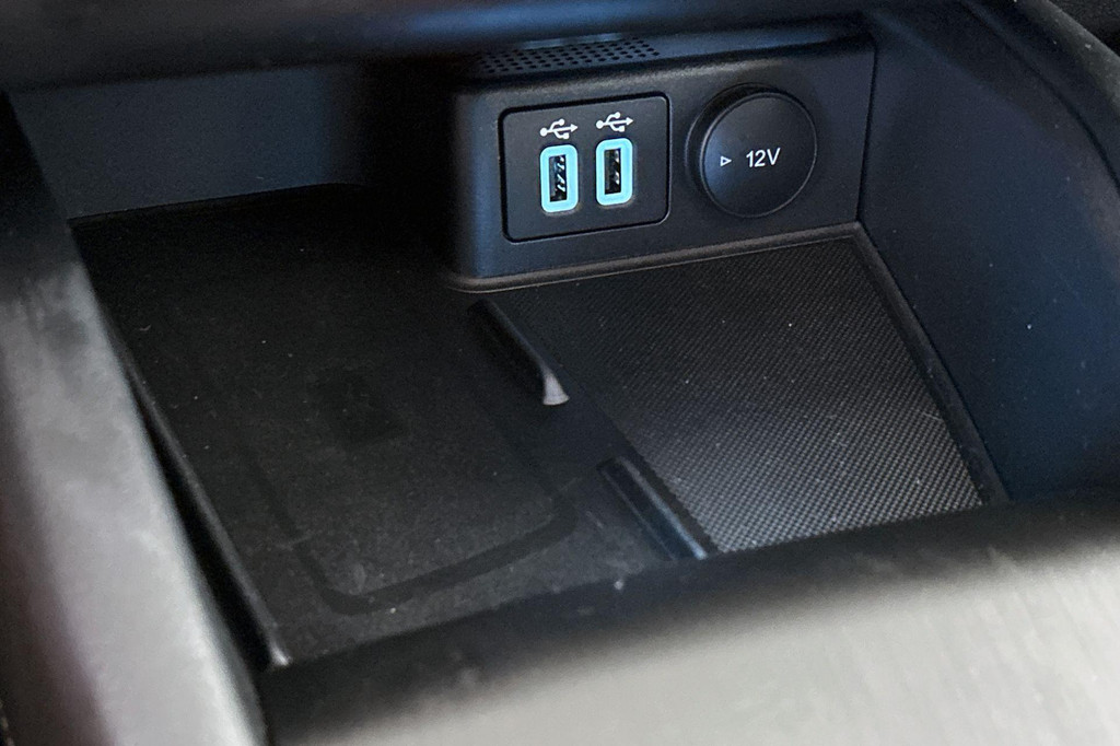 Ford Kuga (L063DB) met abonnement