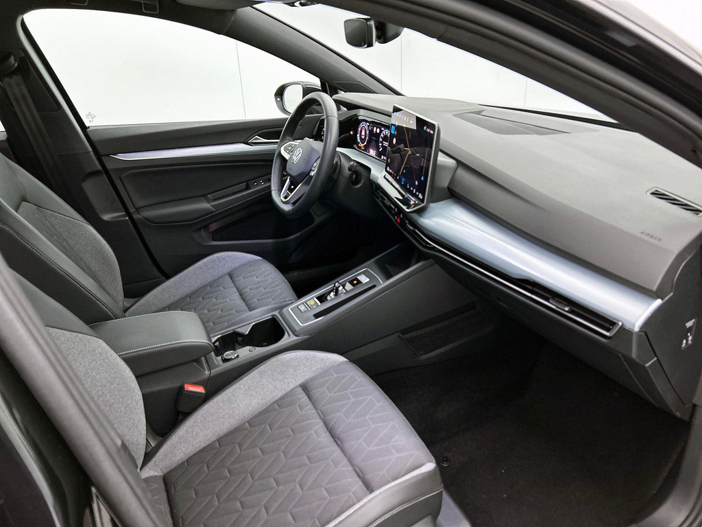 Volkswagen Golf (KHJ67K) met abonnement