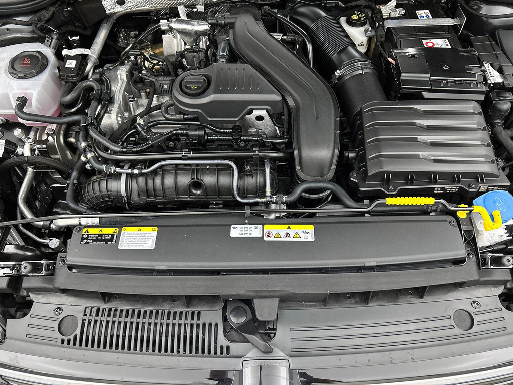 Volkswagen Golf (KHJ67K) met abonnement