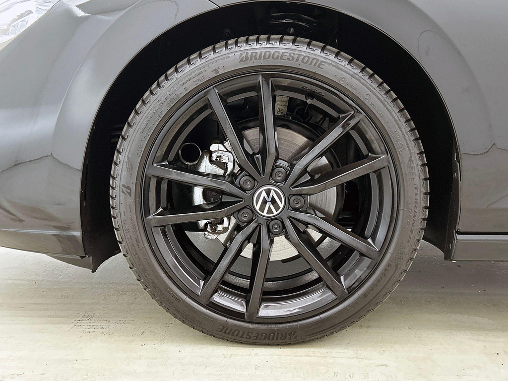 Volkswagen Golf (KHJ67K) met abonnement