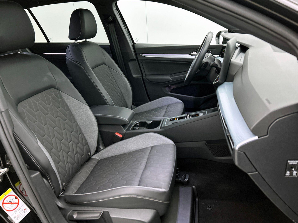 Volkswagen Golf (KHJ67K) met abonnement